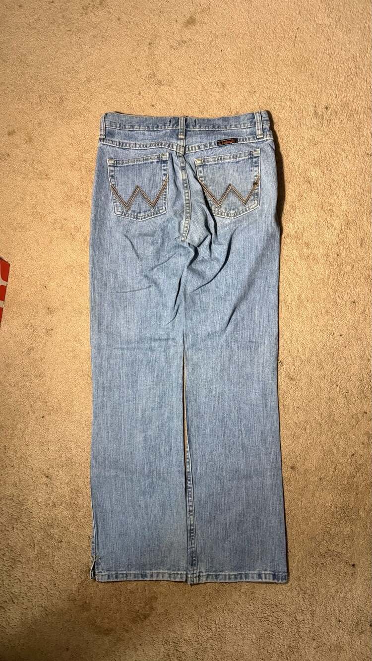Wrangler Cowgirl Cut Medium Wash Bootcut Jeans Women's Size 3/4